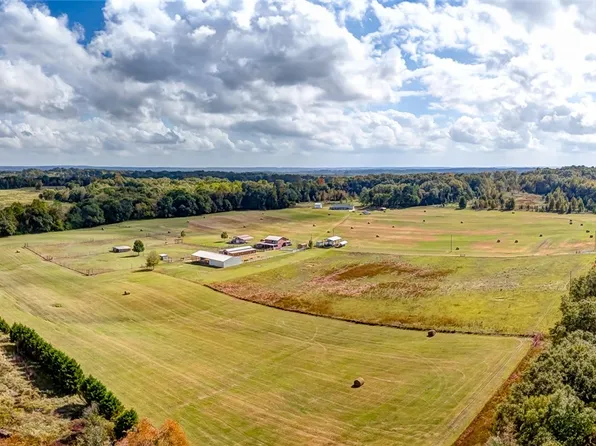 408 2nd Ave, Troy, AL 36081