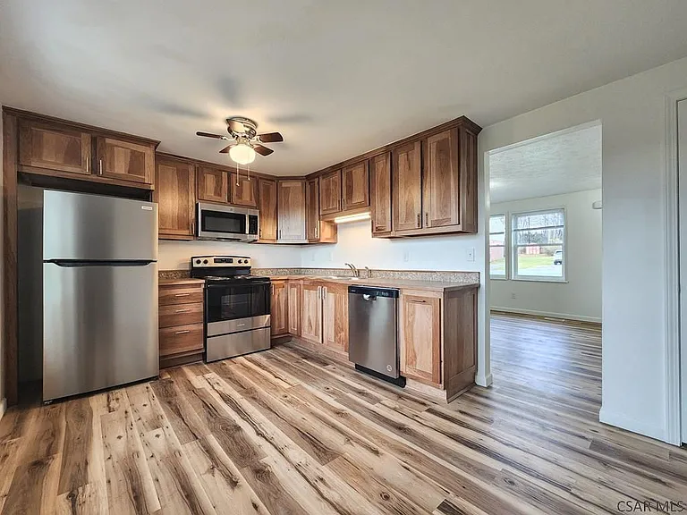 431 Devon Dr — Photo 7