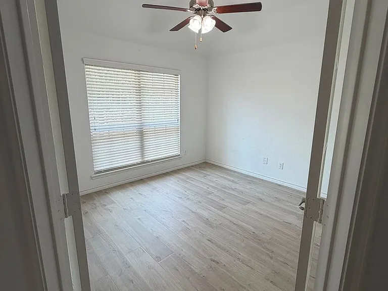 10020 Levelland Pl — Photo 13
