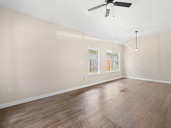4th image of 3008 Aftonshire Way