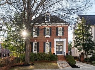 3674 Kingsboro Rd NE, Atlanta, GA 30319