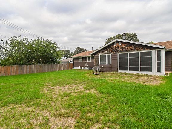 3rd image of 2409 E 17th St