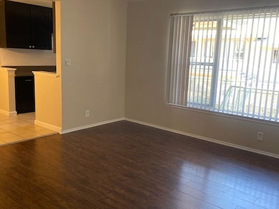 4th image of 4049 Gelber Pl #7