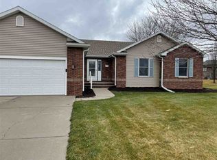 1020 17th Ave, Holdrege, NE 68949
