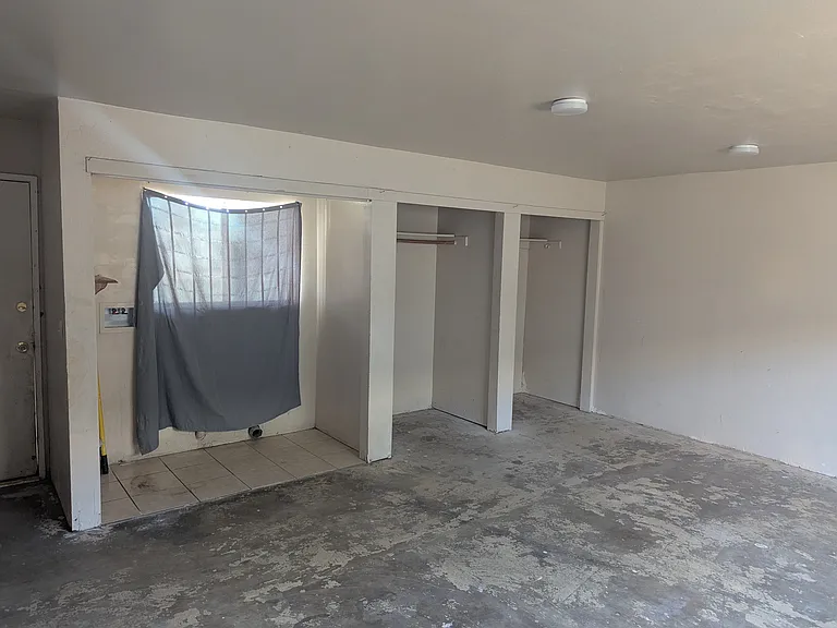 1524 Melody Ln — Photo 12