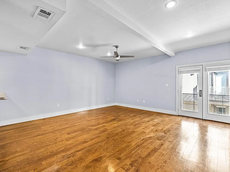 3845 Convent St #4 — Photo 7