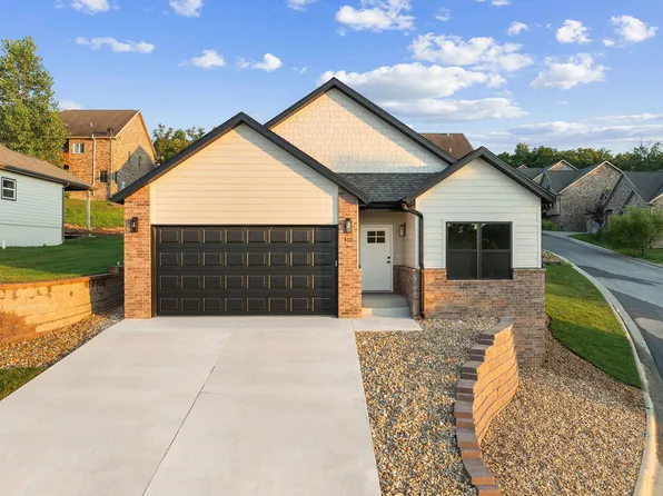 412 Stillwood Drive, Branson, MO 65616