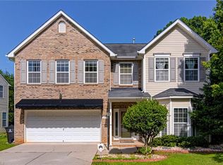 2710 Amesbury Rd, Winston Salem, NC 27103