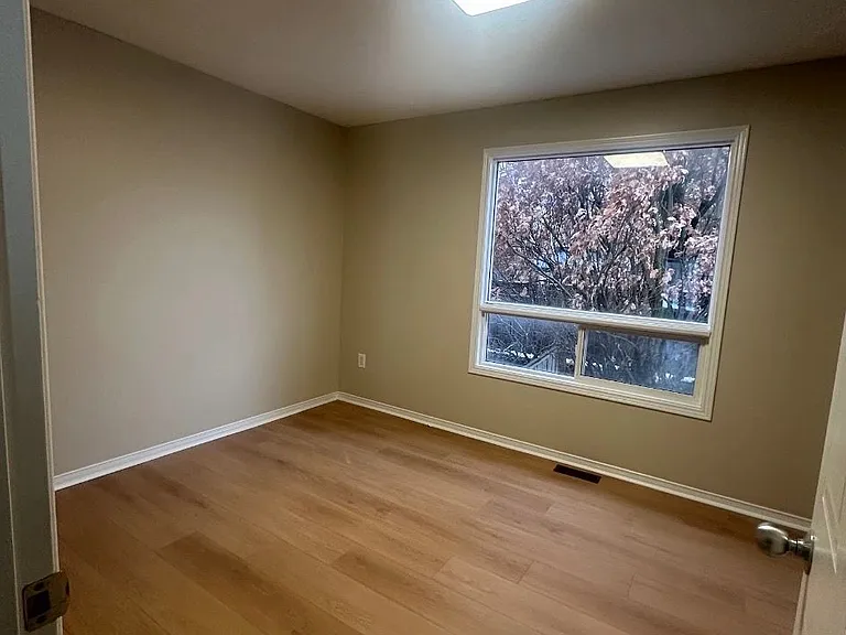 170 Dawes Rd — Photo 8