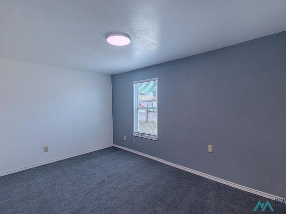 2nd image of 304 N Walnut St