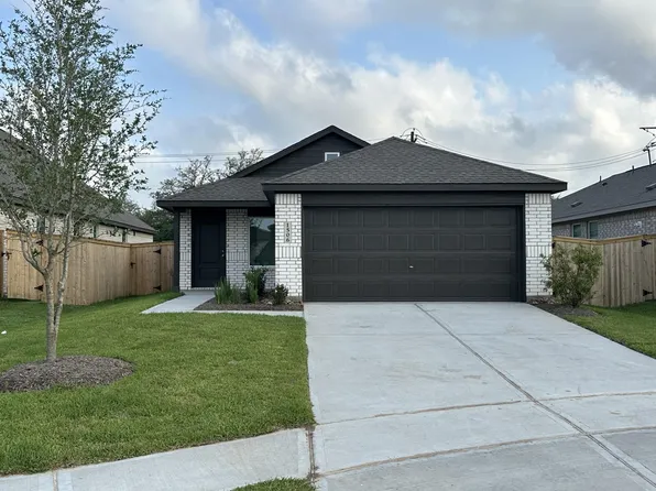 1506 Gentle Wind Ct, Angleton, TX 77515