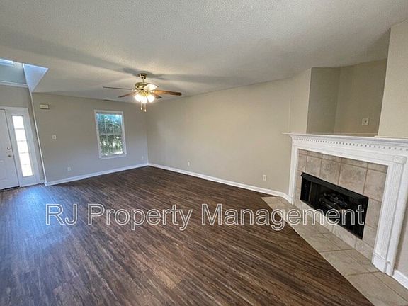 5th image of 8297 Red Creek Dr