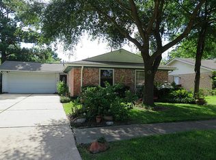 4513 Albatross Dr, Seabrook, TX 77586