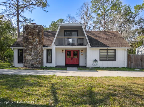 705 Whiteway Dr, Brooksville, FL 34601