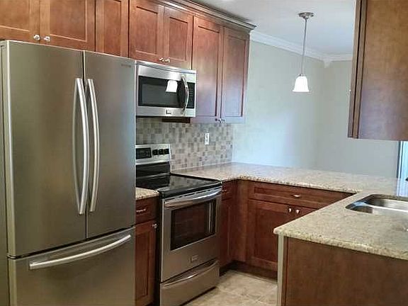 4th image of 9738 NW 14th St #36