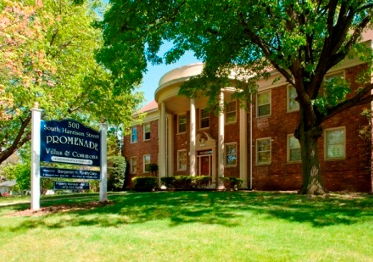 Promenade Villas & Commons — Photo 1