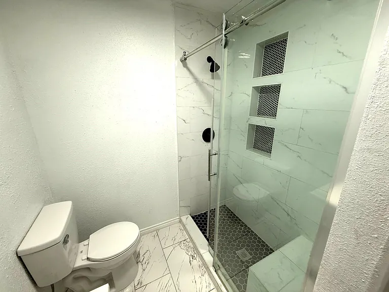 8517 Rubin St — Photo 23