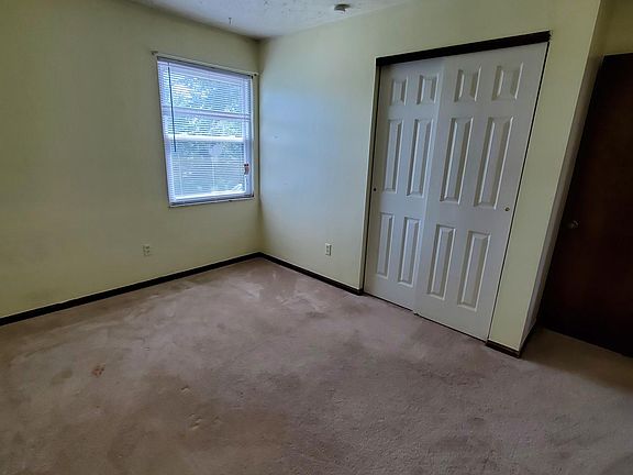 4th image of 4565 Norwell Dr E #4565