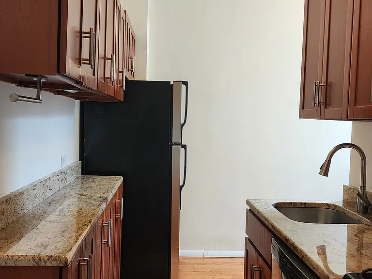 397 Flatbush Ave #4R — Photo 1
