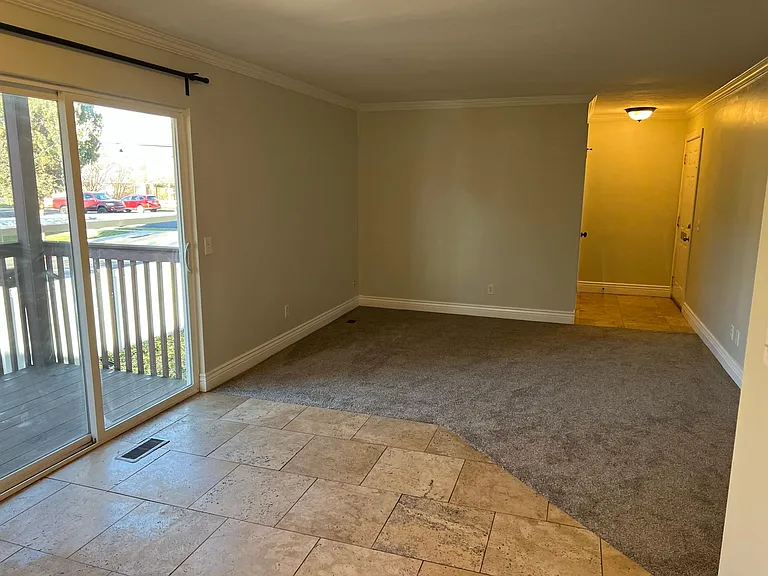 893 E Arnecia Ct #20 — Photo 19