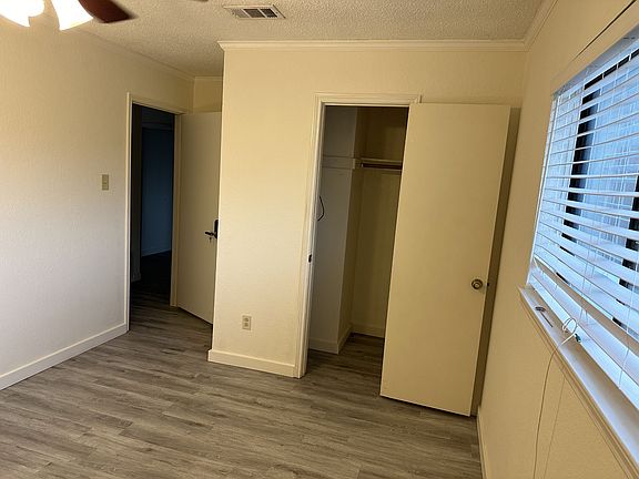 2nd image of 2600 Shasta Ct #11256101