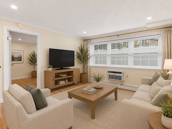 2nd image of 5 Cass St APT 2