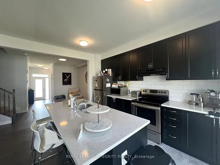 55 Kindred Row — Photo 12