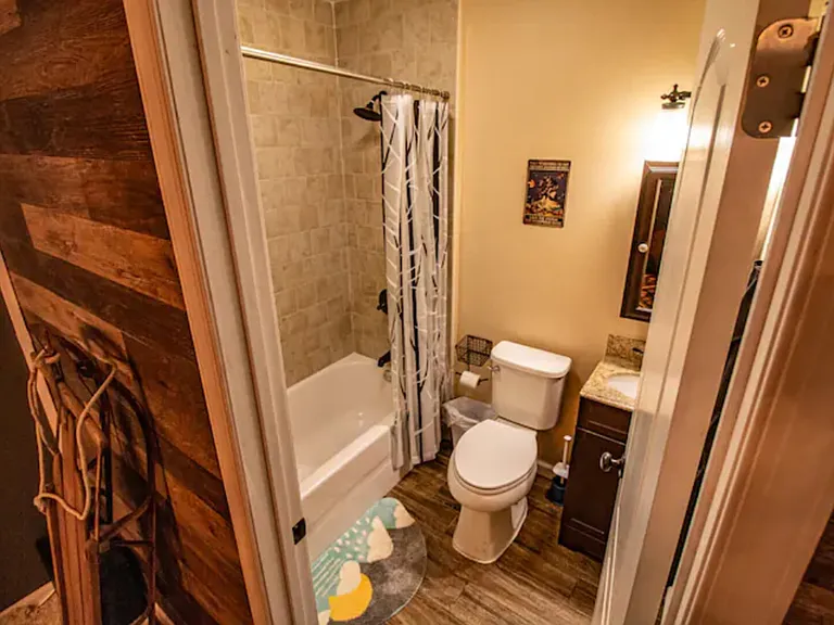 Woodland Dr — Photo 18
