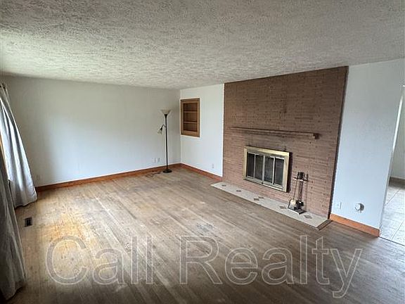 3rd image of 7617 E Euclid Ave