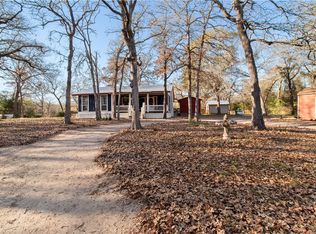 9010 Oakridge Dr, Bryan, TX 77808