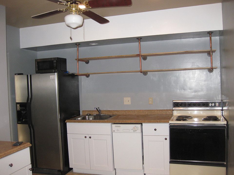 1st image of 836 Galapago St