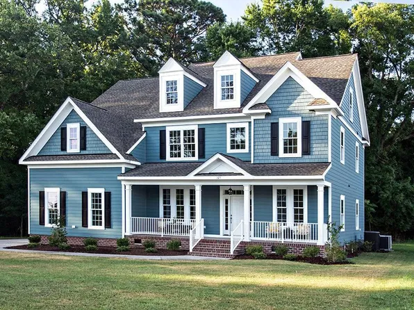 105 Batten Cv, Carrollton, VA 23314