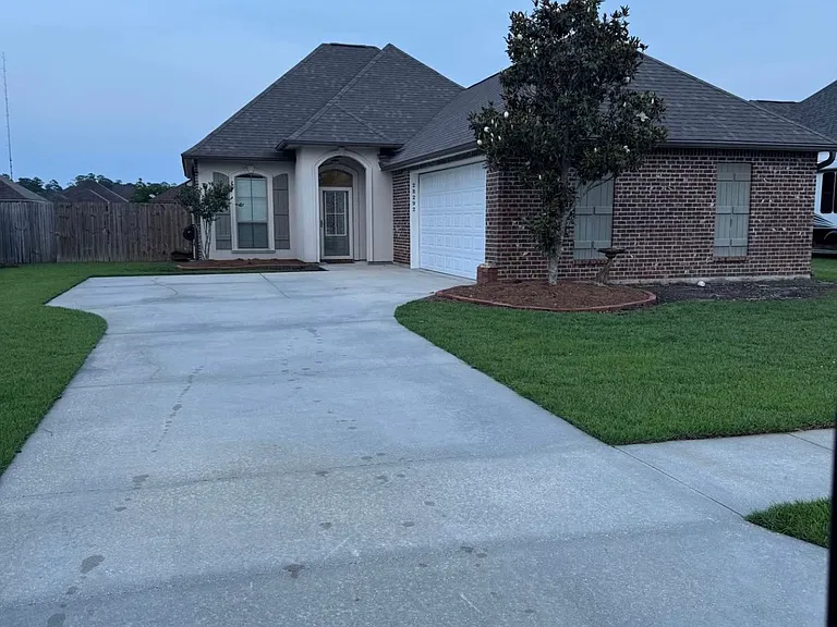 28292 Lake Lery Dr — Photo 1