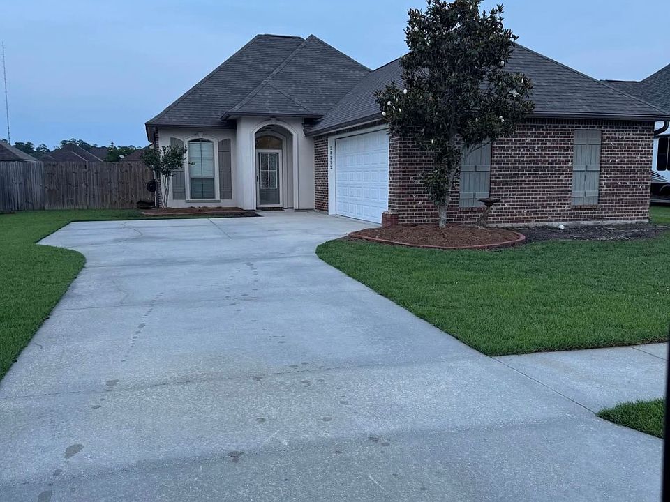 1st image of 28292 Lake Lery Dr