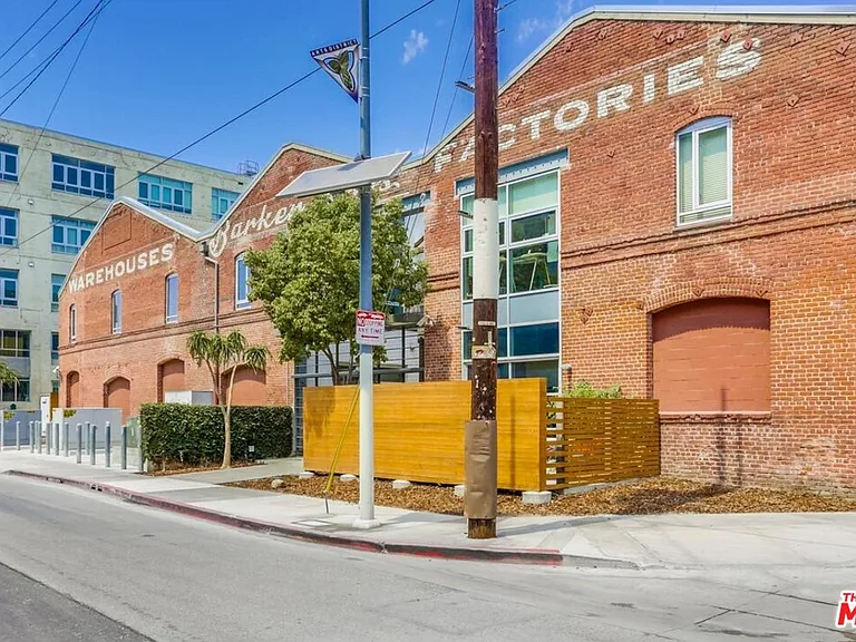 527 Molino St #310 — Photo 22