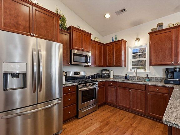 3rd image of 289 Cabo Loop