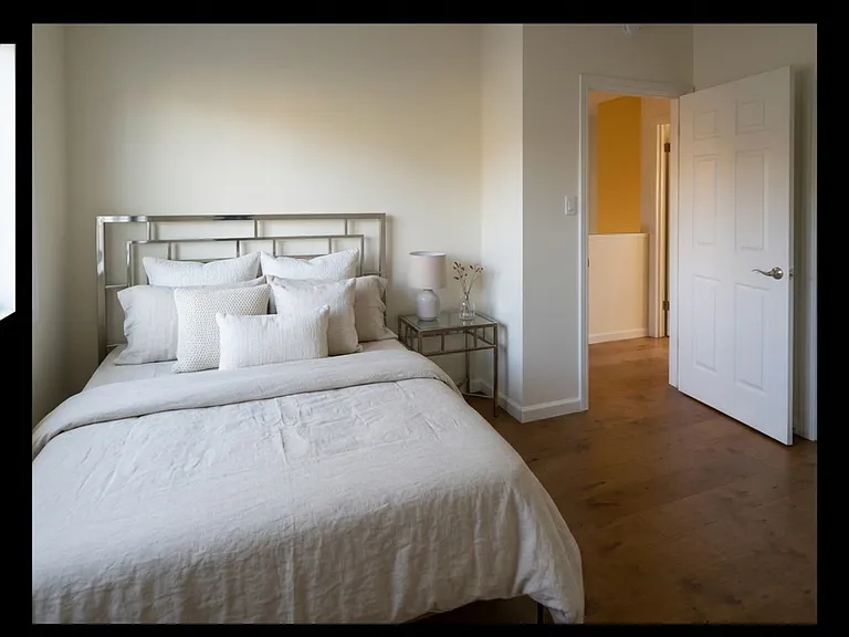 190 Gladys Ave #D — Photo 11