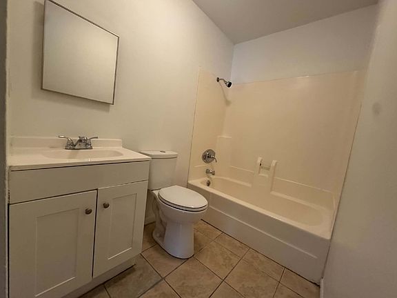 2nd image of 1004 N 20th St