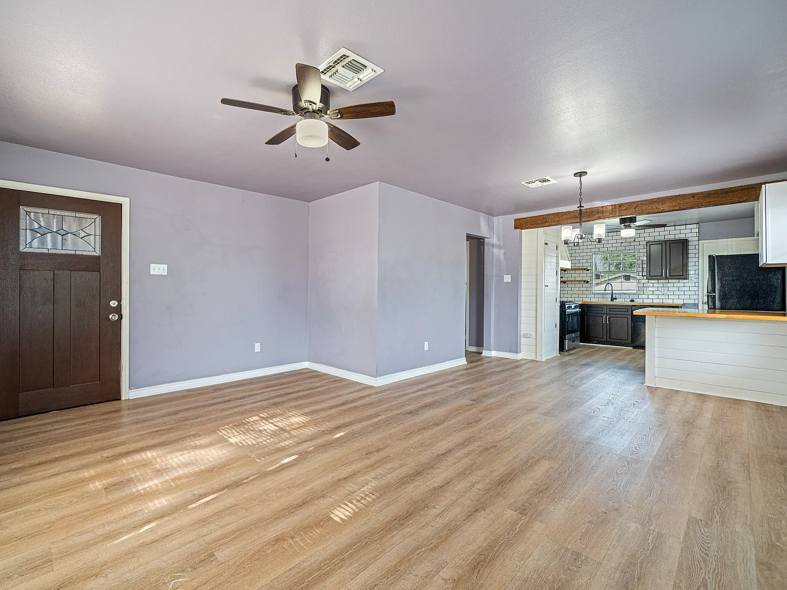 2 bed, 936 sqft, $1,500 — Photo 4