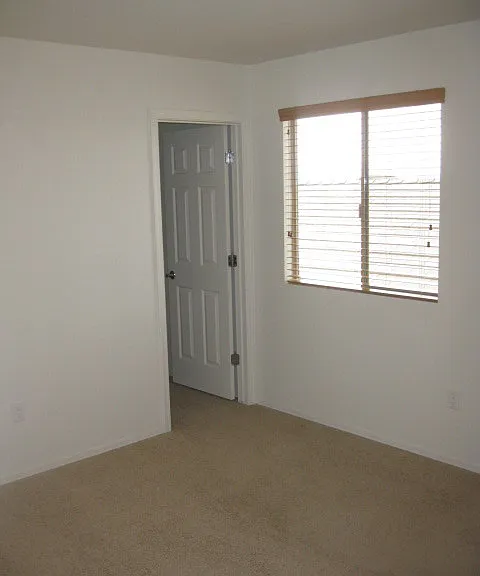 766 W Via De Gala — Photo 7