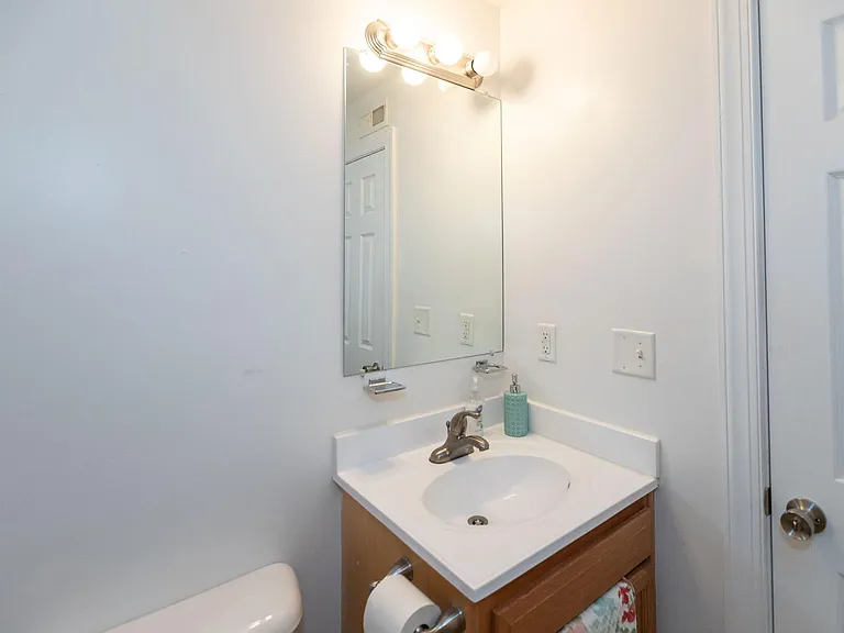 Apartments of Merrimac — Photo 15
