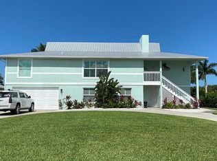 402 Luzon Ave, Naples, FL 34113