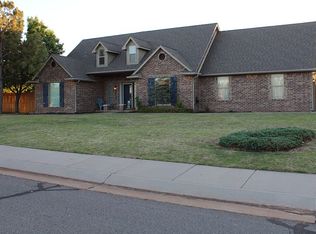 155 Cypress St NW, Piedmont, OK 73078
