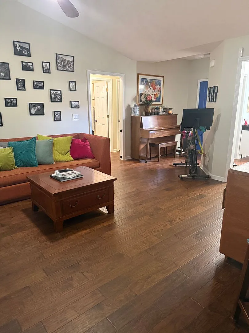 3 Bed, 2 Bath in Ogletree Village! — Photo 3