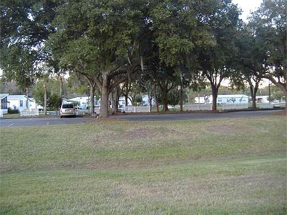 2nd image of 9528 Cypress Lakes Dr