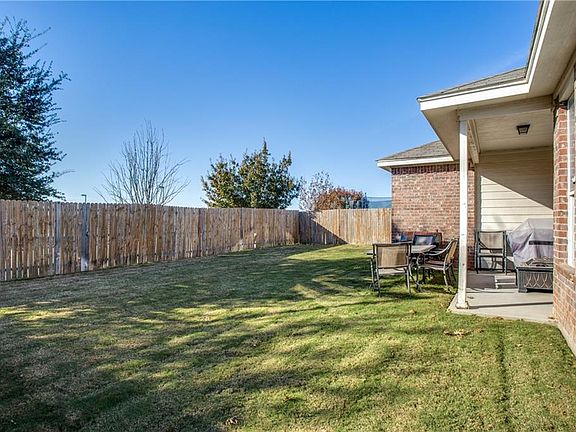 5th image of 4337 Sweet Clover Ln