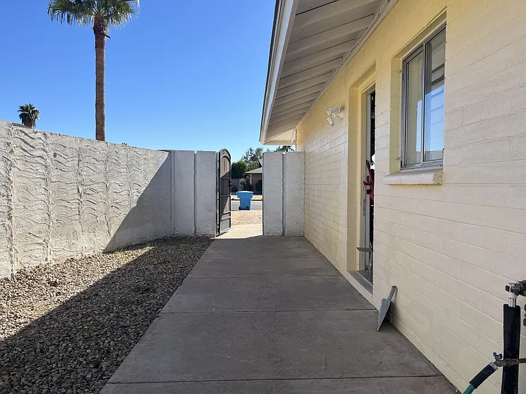 3156 W Monte Cristo Ave — Photo 4