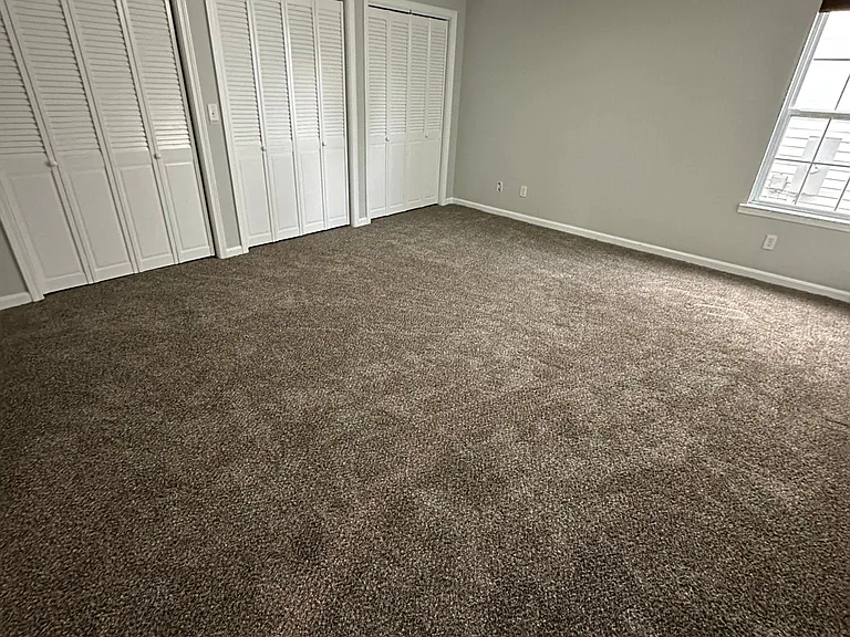 112 Chevy Chase Pl — Photo 5