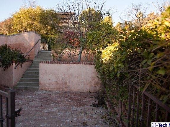 2nd image of 1428 Capinero Dr