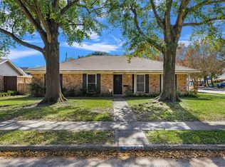 10679 Ivyridge Rd, Houston, TX 77043